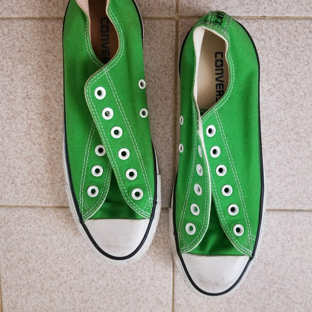Kelly Green Converse Custom "SAD GIRL"